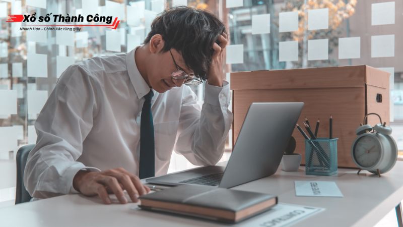 Điềm báo các giấc mơ thấy bị đuổi việc